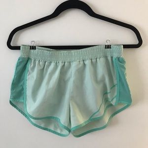 hollister sport short